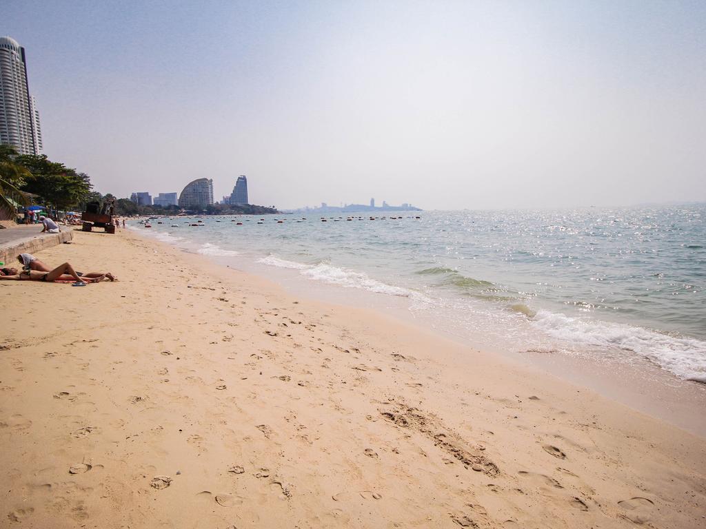 Naklua Pool Villa By Pattaya Sunny Rentals Екстериор снимка